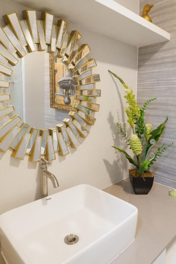 Sm Wind Residences Tower 2 Unit 342 따가이따이 외부 사진