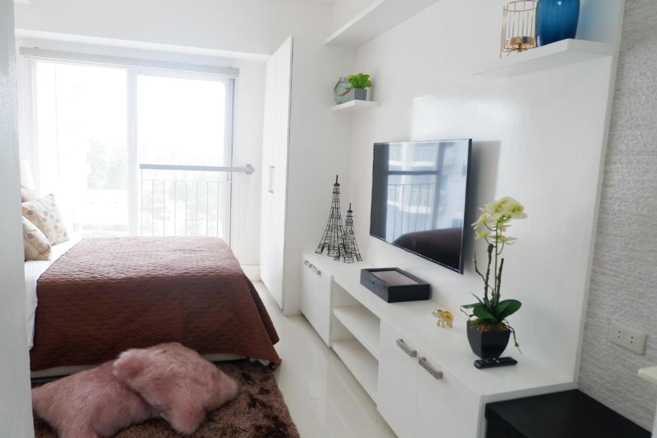 Sm Wind Residences Tower 2 Unit 342 따가이따이 외부 사진